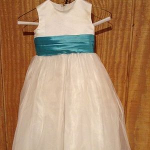 Flower girl dress